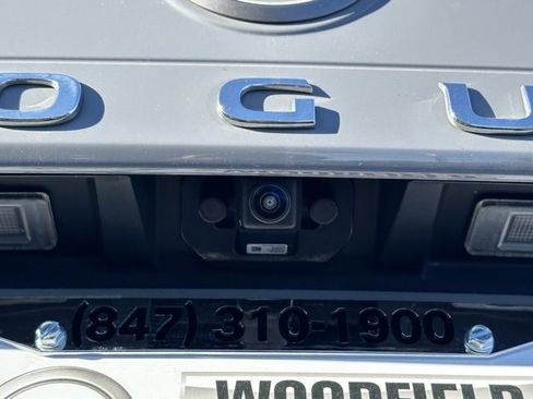 Certified 2022 Nissan Rogue Platinum w/ Head-Up Display Package image 16