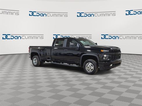 Used 2020 Chevrolet Silverado 3500 W/T w/ WT Convenience Package image 3