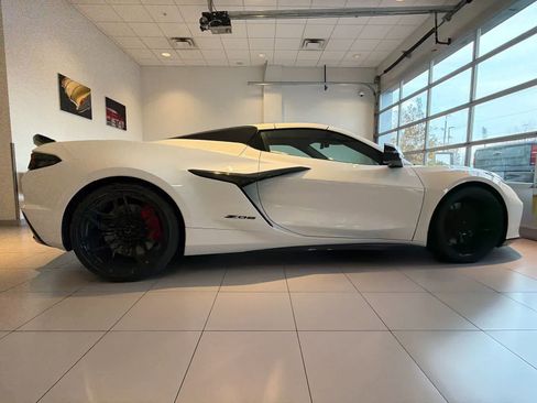New 2026 Chevrolet Corvette Z06 w/ Stealth Interior Trim Package image 7