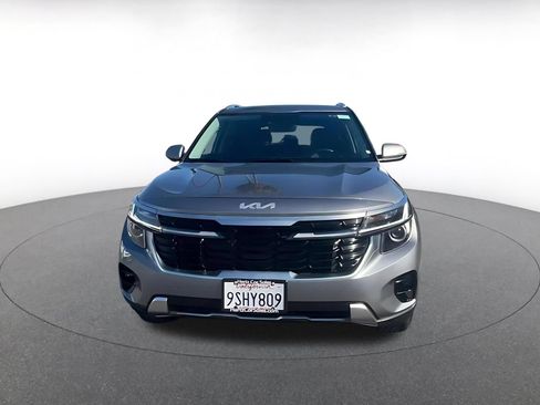 Used 2025 Kia Seltos S FWD image 4