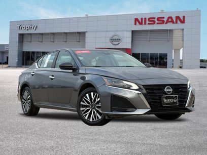 Certified 2025 Nissan Altima 2.5 SV