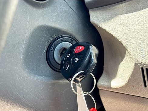 Used 2010 Toyota Corolla LE FWD image 16