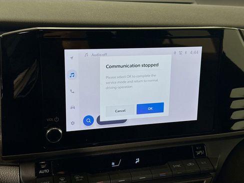 Used 2025 Toyota Camry LE FWD image 14