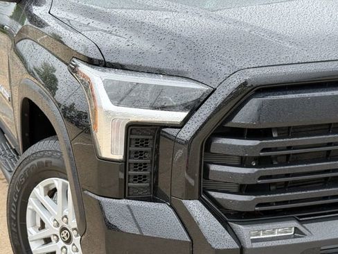 Used 2025 Toyota Tundra SR5 AWD/4WD image 3