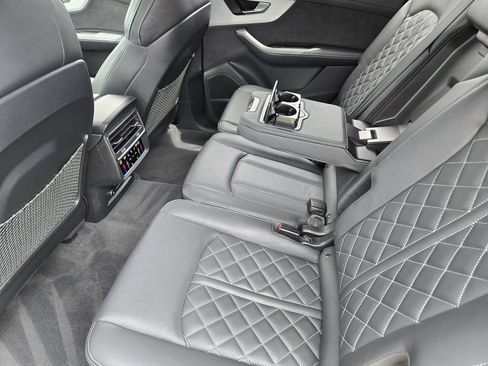 Certified 2024 Audi Q7 3.0T Prestige w/ Prestige Package AWD/4WD image 39