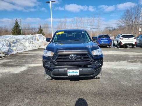 Used 2022 Toyota Tacoma SR image 8