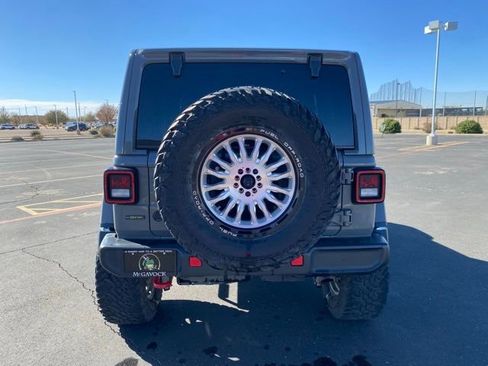 Used 2023 Jeep Wrangler Unlimited Rubicon image 5