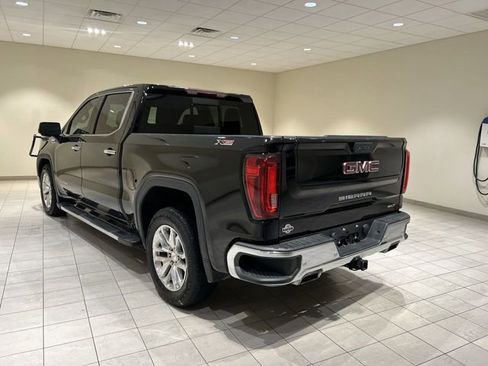 Used 2021 GMC Sierra 1500 SLT image 3