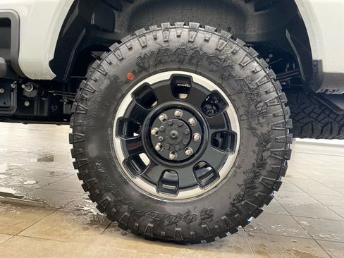 New 2026 Ford F250 Lariat w/ Tremor Off-Road Package AWD/4WD image 25