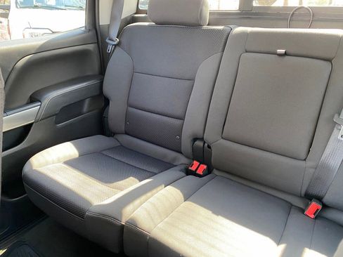 Used 2018 Chevrolet Silverado 1500 LT w/ Texas Edition image 18