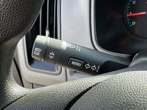 Used 2018 Chevrolet Colorado 2WD Extended Cab image 11