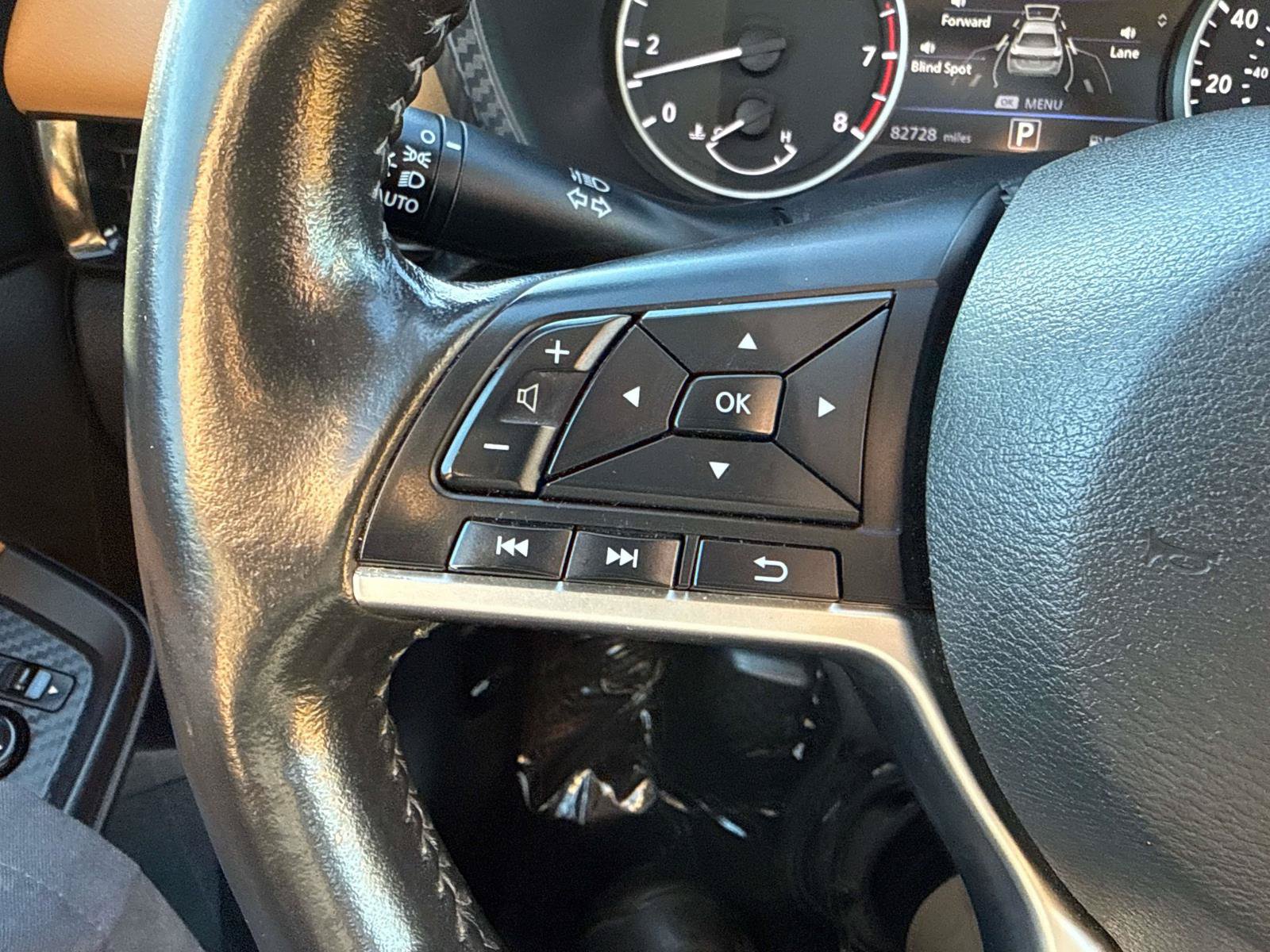 Used 2023 Nissan Sentra SV w/ SV Premium Package FWD image 25