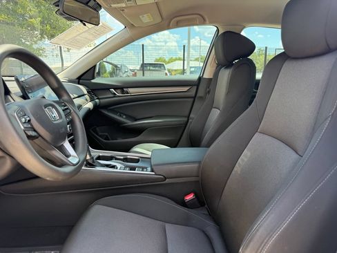 Used 2022 Honda Accord LX image 9