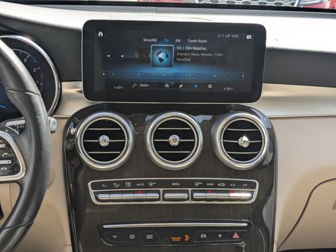 Certified 2022 Mercedes-Benz GLC 300 image 5