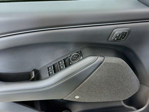 Used 2024 Ford Mustang Mach-E Premium AWD/4WD image 33