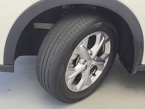 Used 2024 Honda HR-V LX image 31