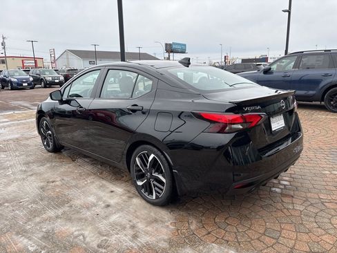 Used 2023 Nissan Versa SR w/ Trunk Package image 7