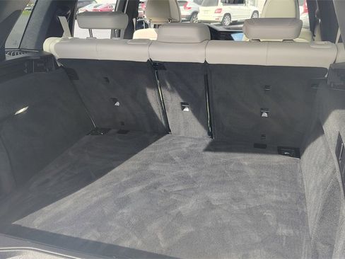 Used 2021 BMW X5 M50i image 37