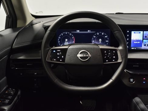 Used 2025 Nissan Murano SV image 12