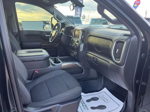 Used 2021 Chevrolet Silverado 1500 LT Trail Boss w/ Convenience Package II image 13