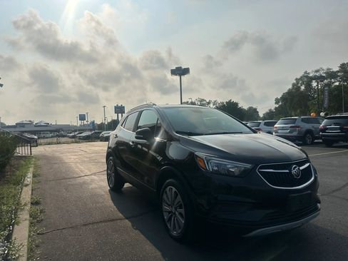 Used 2019 Buick Encore Preferred AWD/4WD image 3