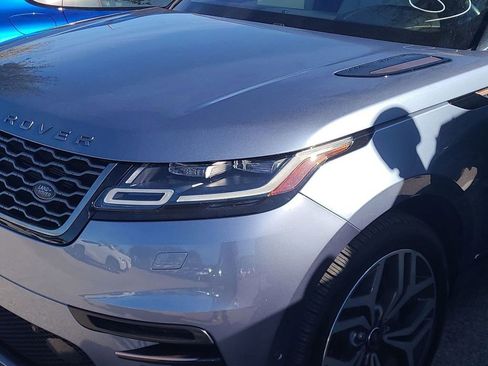 Used 2019 Land Rover Range Rover Velar R-Dynamic SE image 9