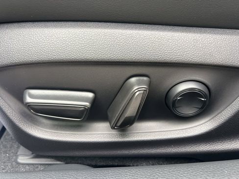 New 2026 Toyota Prius XLE image 26