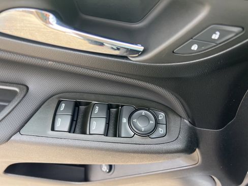 Used 2024 Chevrolet Equinox RS image 24