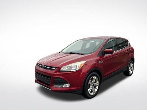 Used 2015 Ford Escape SE image 11