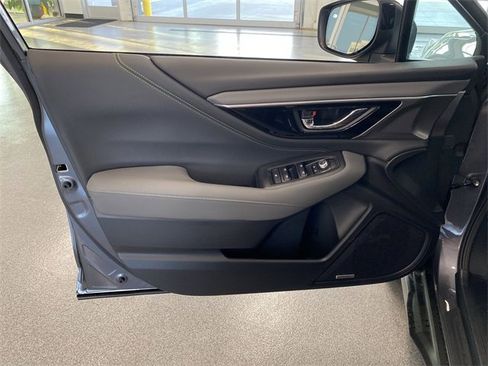 Used 2024 Subaru Outback Onyx Edition image 11