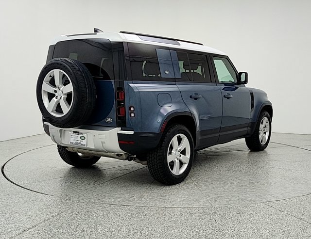 Used 2023 Land Rover Defender 110 S AWD/4WD image 5
