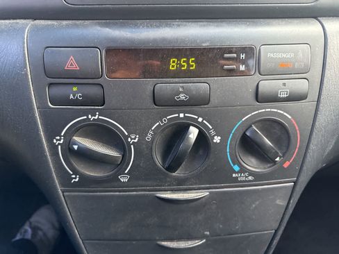 Used 2008 Toyota Corolla S image 25