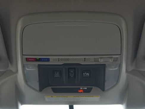 Used 2020 Subaru Forester Premium image 23