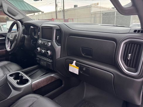 Used 2019 GMC Sierra 1500 Denali w/ Denali Ultimate Package AWD/4WD image 6