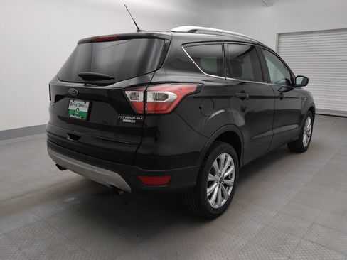 Used 2017 Ford Escape Titanium image 9