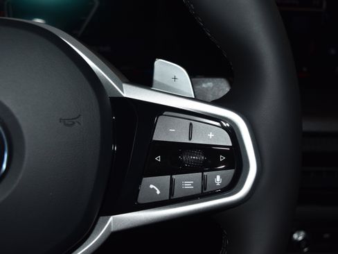 New 2026 BMW 330i xDrive Sedan w/ M Sport Package image 9