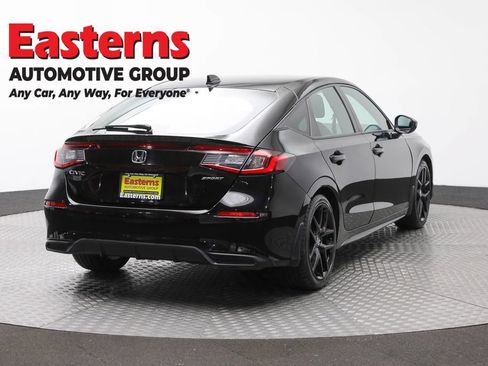 Used 2022 Honda Civic Sport image 5
