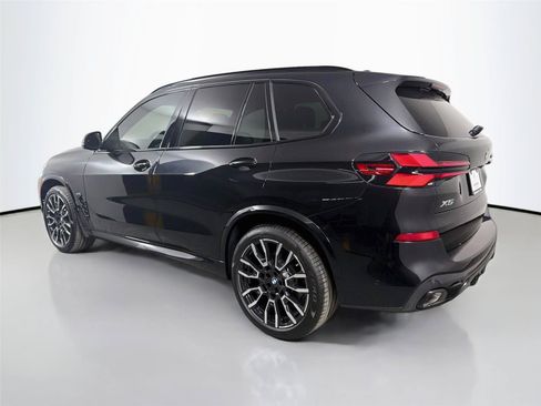 New 2026 BMW X5 xDrive40i w/ M Sport Package AWD/4WD image 7
