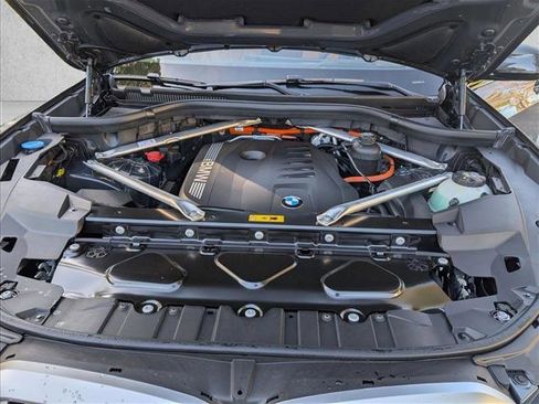 New 2026 BMW X5 xDrive50e w/ M Sport Package image 19