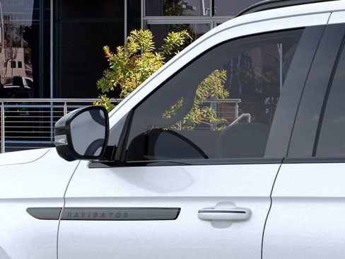 New 2026 Lincoln Navigator L Reserve w/ Jet Appearance Package AWD/4WD image 20
