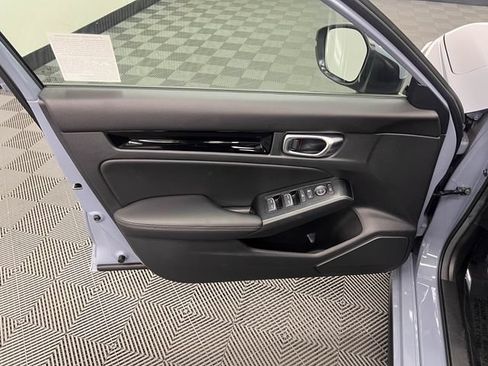 Used 2024 Honda Civic Sport Touring image 9