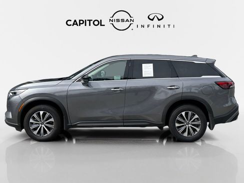 Used 2025 INFINITI QX60 Pure image 9