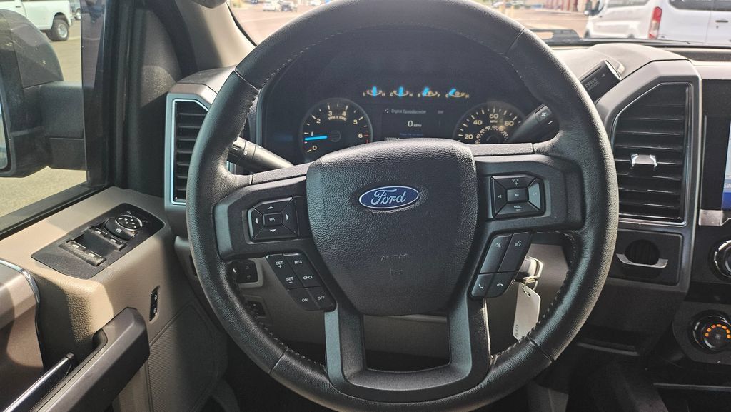 Used 2020 Ford F150 XLT w/ Equipment Group 302A Luxury RWD image 30