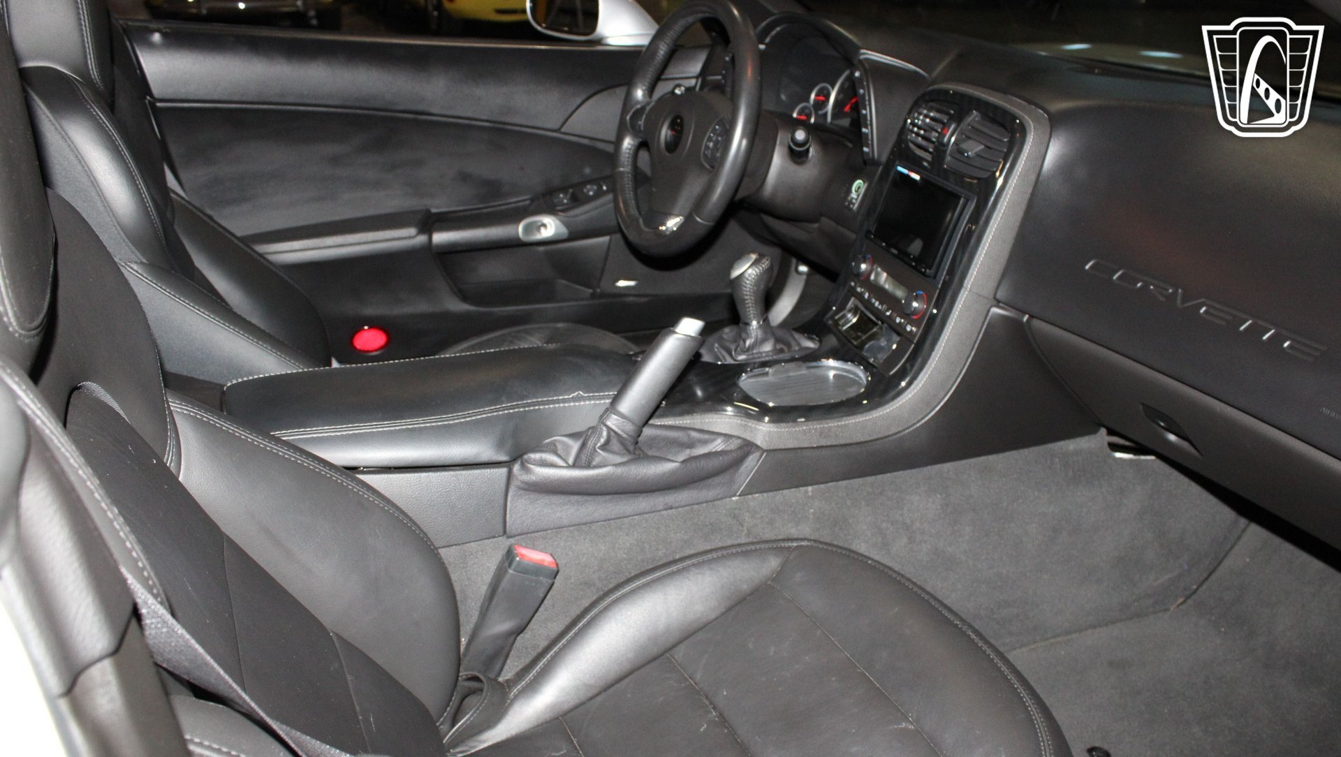 Used 2013 Chevrolet Corvette Grand Sport w/ 2LT Preferred Equipment Group RWD image 8