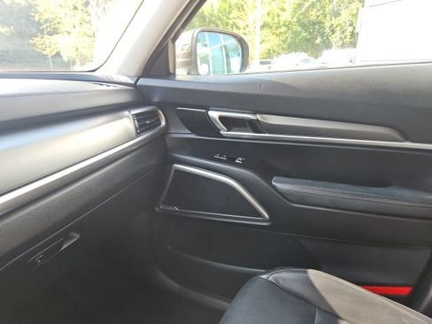 Used 2020 Kia Telluride S FWD image 31