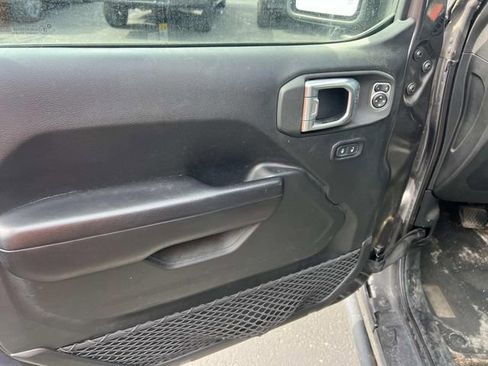 Used 2019 Jeep Wrangler Unlimited Sport S AWD/4WD image 6