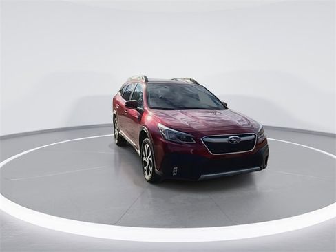Used 2022 Subaru Outback Limited image 2