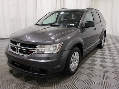 Used 2020 Dodge Journey SE FWD image 31