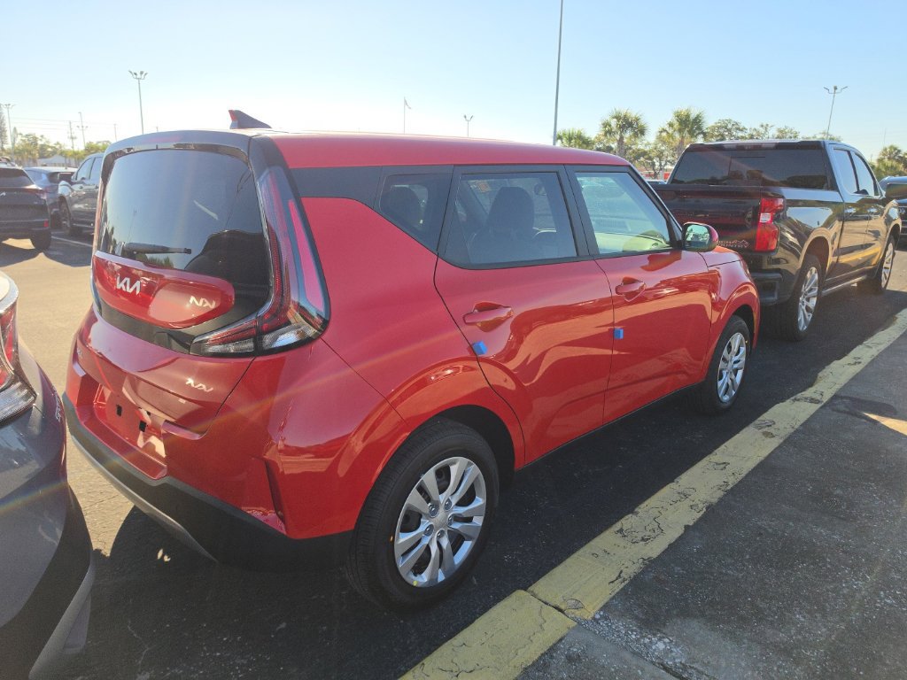 Certified 2023 Kia Soul S FWD image 21