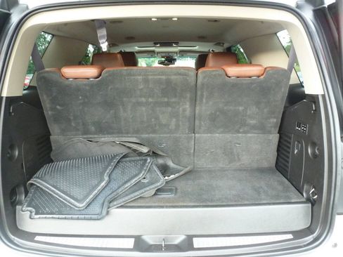 Used 2016 Cadillac Escalade Premium AWD/4WD image 43